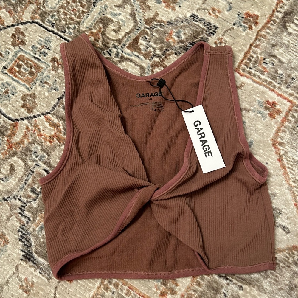 Garage twist crop top